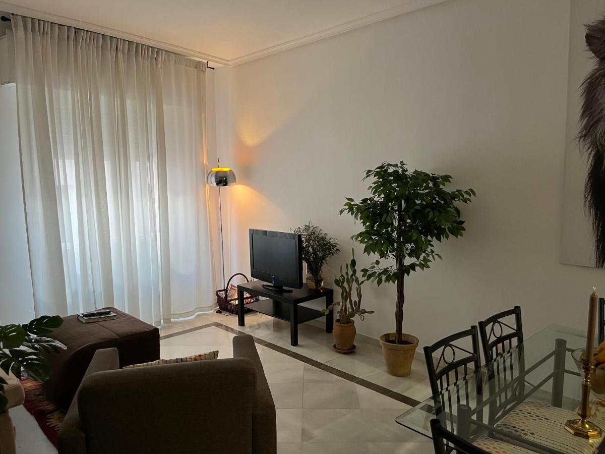 Very Nice Apartament. City Center. Private Parking Sewilla Zewnętrze zdjęcie